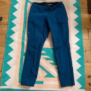 Arcteryx sabria pant size 6